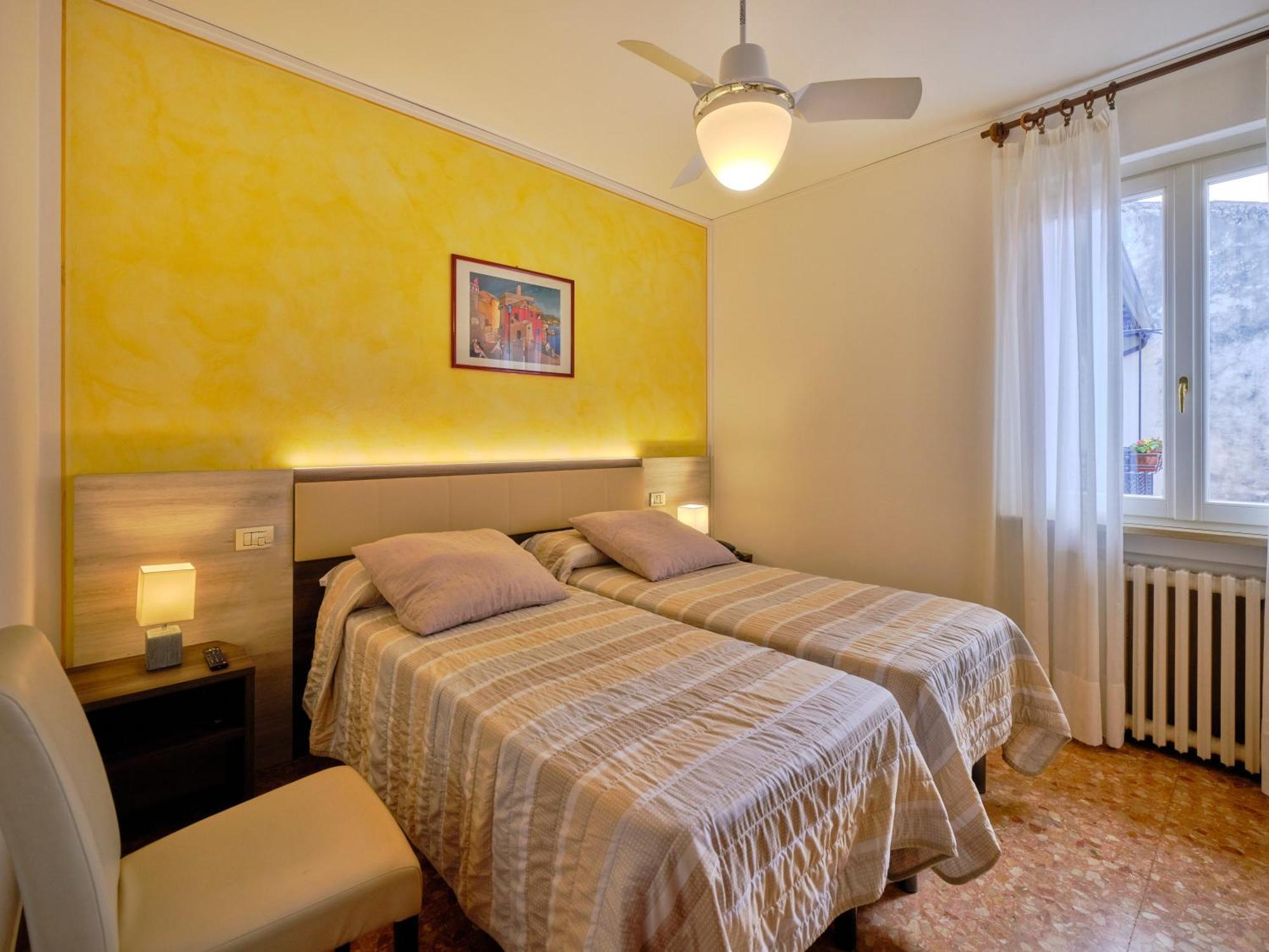 Piccolo Hotel Garda  Bagian luar foto